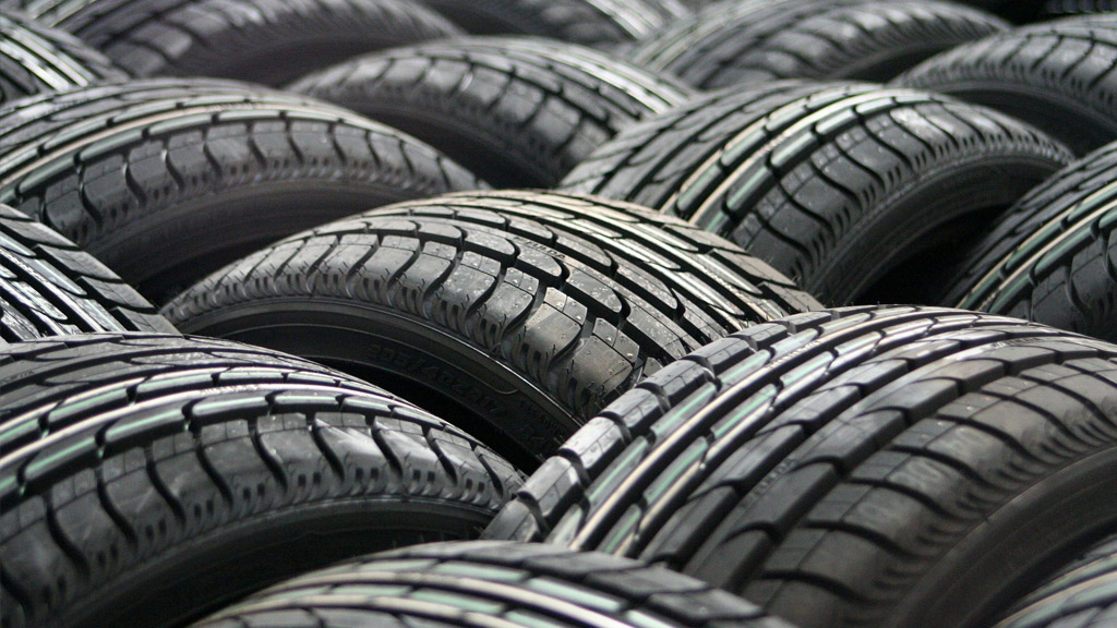 Kiểm tra tình trạng lốp