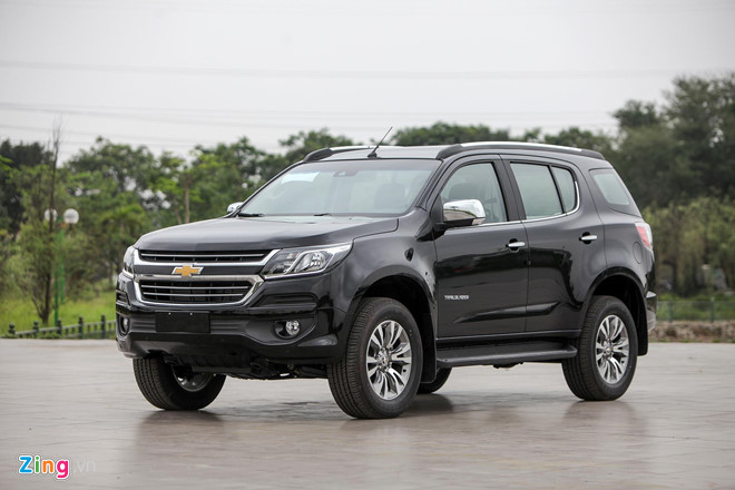 Sau khi tiếp quản Chevrolet, VinFast giảm giá Trailblazer tới 100 triệu đồng