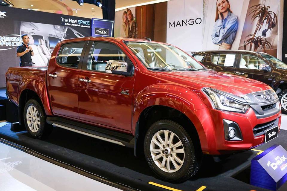 Bán tải Isuzu D-Max giảm 70 triệu đồng